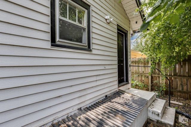 117 W Zimmerly St, Wichita, KS 67213