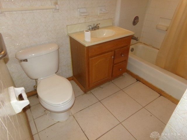 521 Pollock Road, Dayton, OH 45403