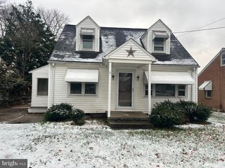 2527 N GEORGE ST, York, PA 17406