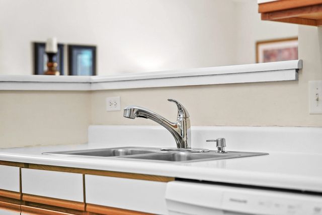 2832 Emerald Bluffs, Traverse City, MI 49684