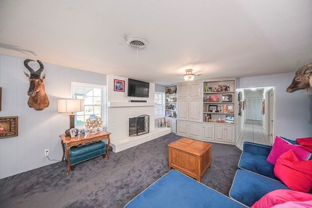 2302 Humble Ave, Midland, TX 79705