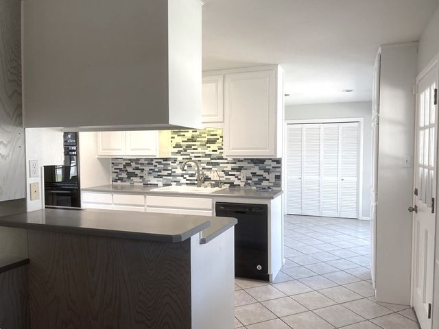 2302 Humble Ave, Midland, TX 79705