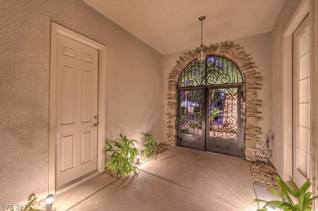 2849 Soaring Peak Avenue, Henderson, NV 89052