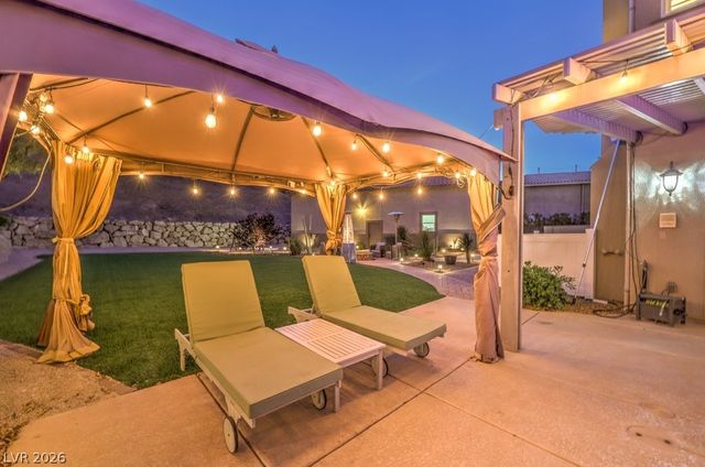 2849 Soaring Peak Avenue, Henderson, NV 89052