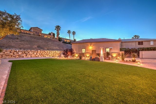 2849 Soaring Peak Avenue, Henderson, NV 89052