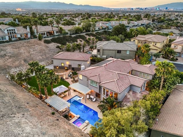 2849 Soaring Peak Avenue, Henderson, NV 89052
