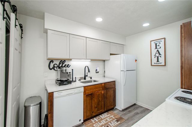 5157 Roswell Road 2, Atlanta, GA 30342