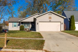 1925 Bowker Drive, Lansing, MI 48911