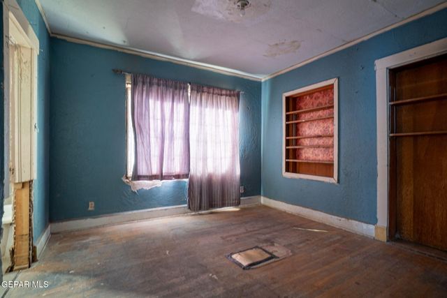 3327 MOBILE Avenue, El Paso, TX 79930