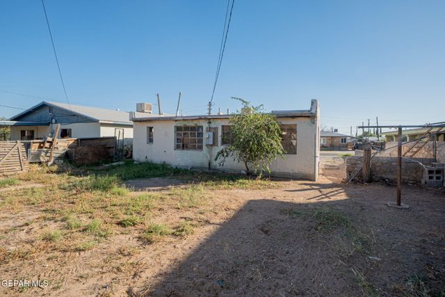 3327 MOBILE Avenue, El Paso, TX 79930