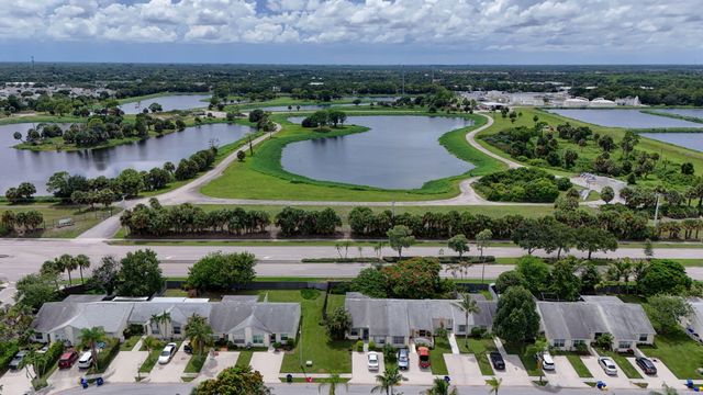 262 Palmetto Court, Jupiter, FL 33458