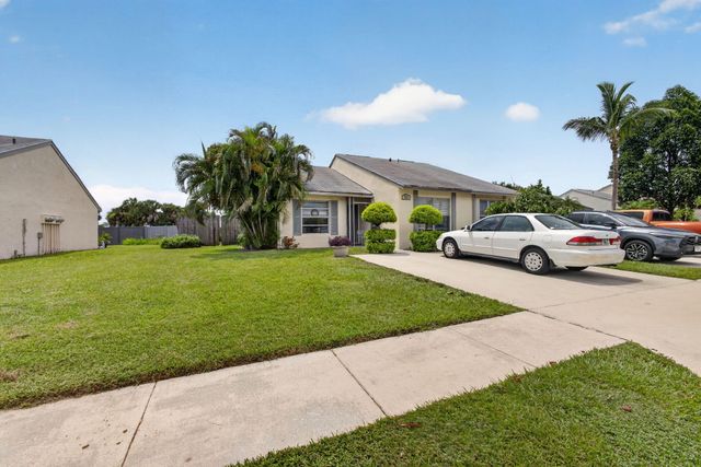262 Palmetto Court, Jupiter, FL 33458