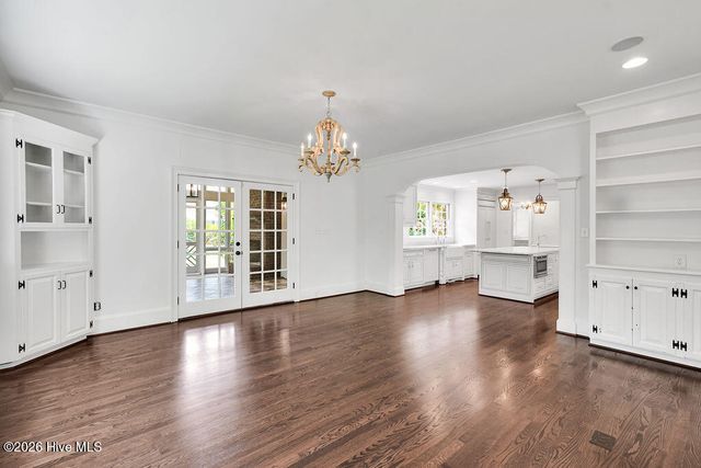 2202 S Live Oak Parkway, Wilmington, NC 28403