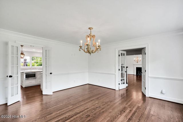 2202 S Live Oak Parkway, Wilmington, NC 28403