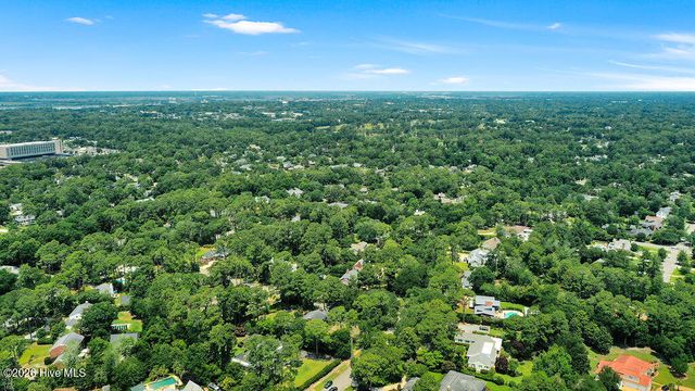 2202 S Live Oak Parkway, Wilmington, NC 28403