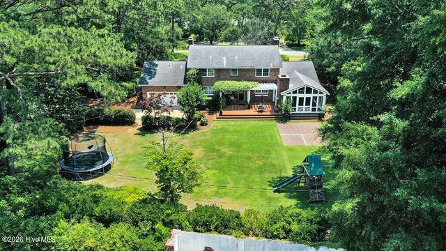 2202 S Live Oak Parkway, Wilmington, NC 28403