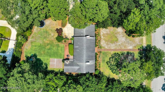 2202 S Live Oak Parkway, Wilmington, NC 28403