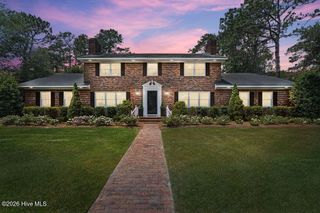 2202 S Live Oak Parkway, Wilmington, NC 28403
