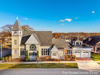 600 Washington Avenue, Grand Haven City, MI 49417