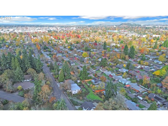 2279 City View St, Eugene, OR 97401