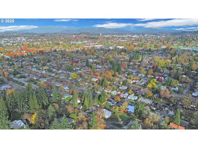 2279 City View St, Eugene, OR 97401