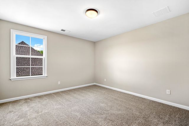 6489 CLARKSON CIR W, Arlington, TN 38002