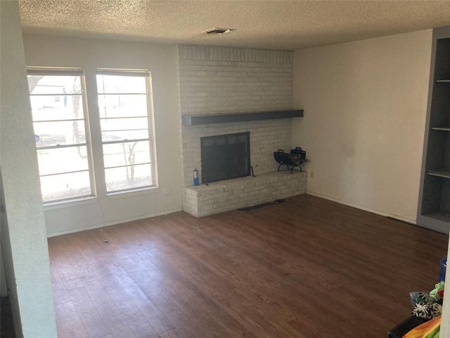 1603 Park LN, Georgetown, TX 78628