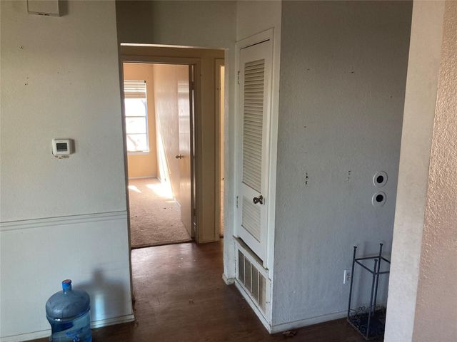 1603 Park LN, Georgetown, TX 78628