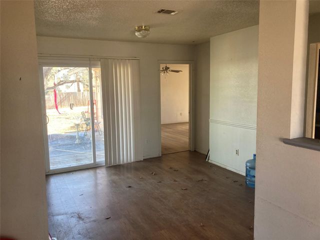 1603 Park LN, Georgetown, TX 78628