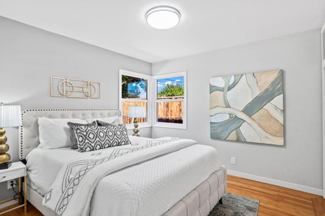 885 Coachella Avenue, Sunnyvale, CA 94085