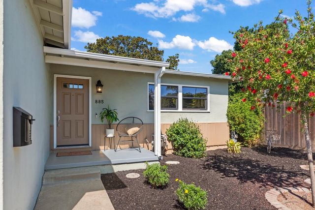 885 Coachella Avenue, Sunnyvale, CA 94085