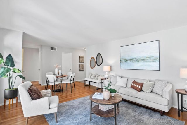 885 Coachella Avenue, Sunnyvale, CA 94085