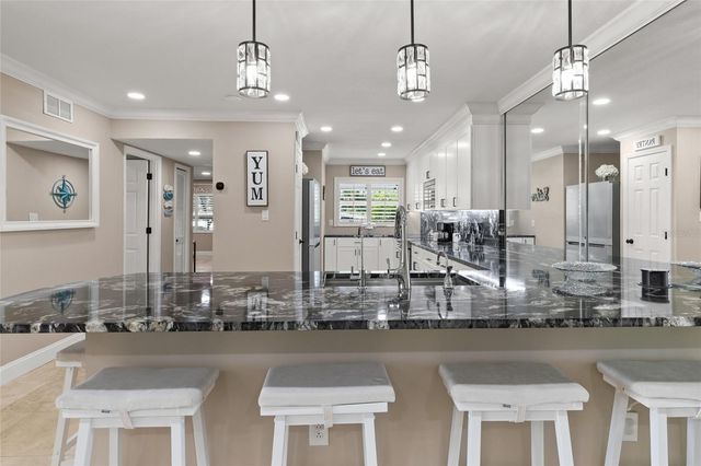 4660 OCEAN BOULEVARD F1, Sarasota, FL 34242