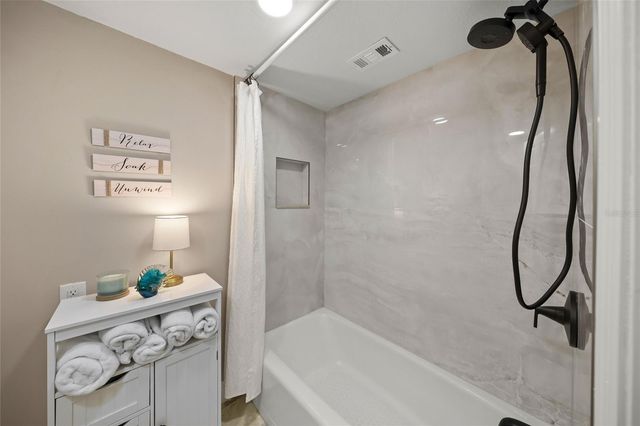 4660 OCEAN BOULEVARD F1, Sarasota, FL 34242