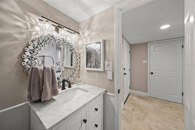 4660 OCEAN BOULEVARD F1, Sarasota, FL 34242