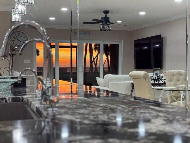 4660 OCEAN BOULEVARD F1, Sarasota, FL 34242