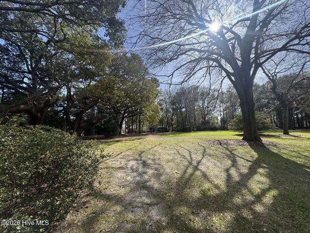 7401-7429 Starlight Lane, Wilmington, NC 28412