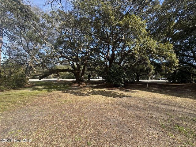 7401-7429 Starlight Lane, Wilmington, NC 28412