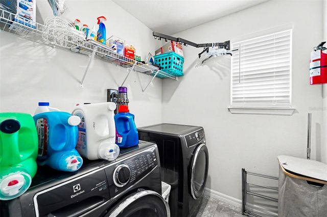 5463 LITTLE STREAM LANE, Wesley Chapel, FL 33545