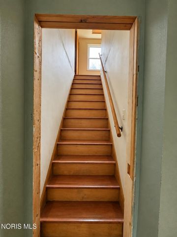 1528 Charmaine Drive, Toledo, OH 43614