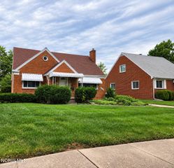 1528 Charmaine Drive, Toledo, OH 43614