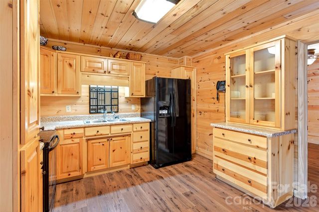 71 Browns Crossing Drive, Marion, NC 28752