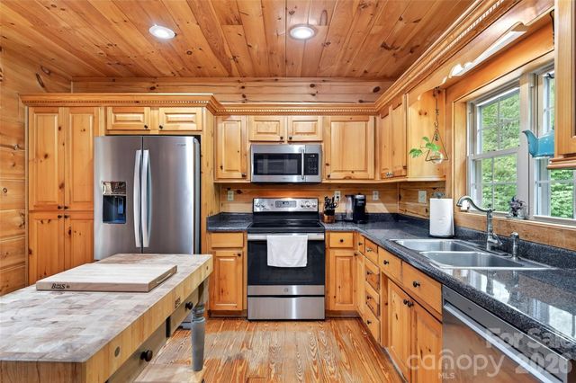 71 Browns Crossing Drive, Marion, NC 28752
