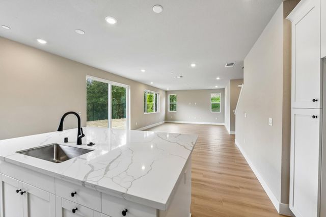 1017 Utah Dr, Placerville, CA 95667