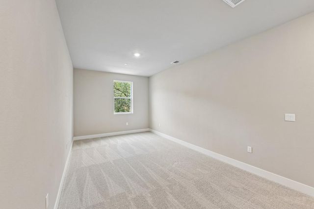1017 Utah Dr, Placerville, CA 95667