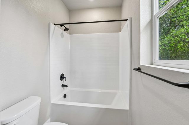1017 Utah Dr, Placerville, CA 95667