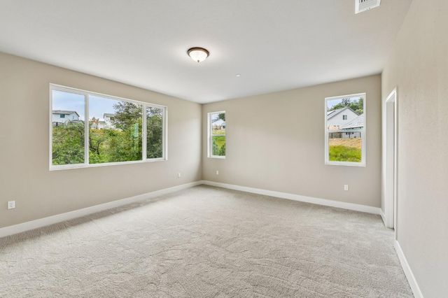 1017 Utah Dr, Placerville, CA 95667