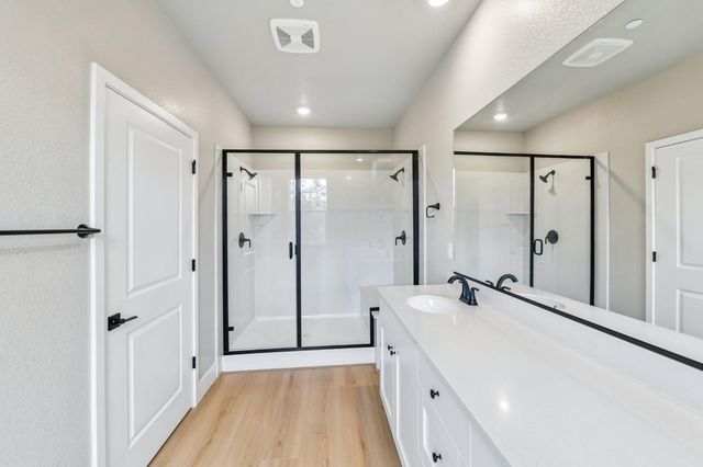1017 Utah Dr, Placerville, CA 95667