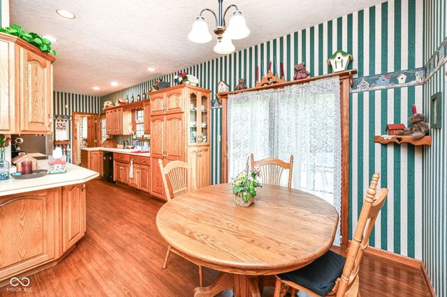 10261 N State Road 37, Elwood, IN 46036