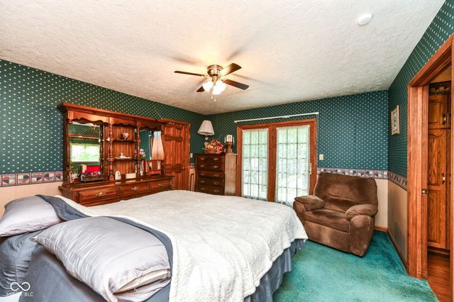 10261 N State Road 37, Elwood, IN 46036